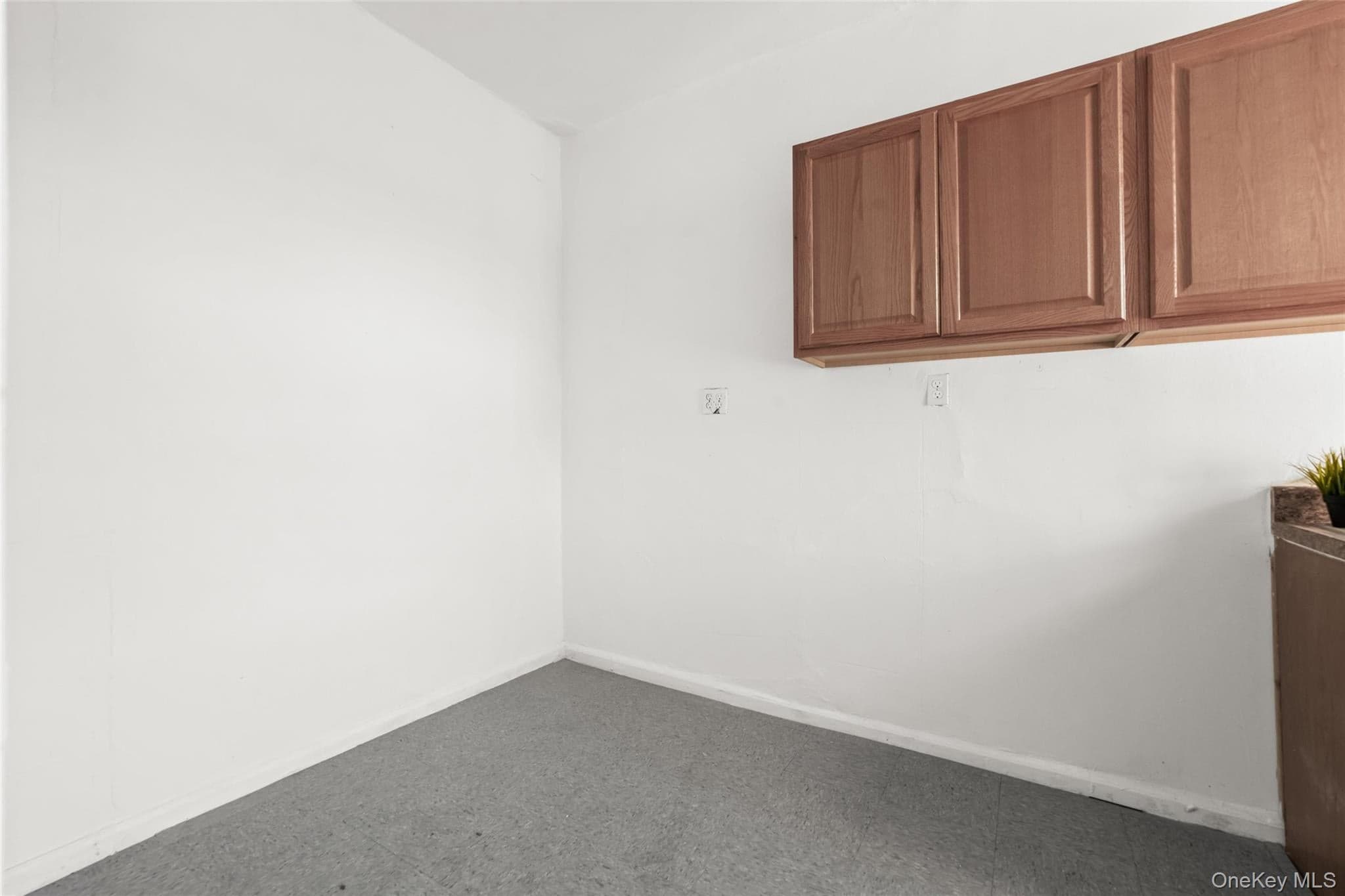 1898 Longfellow Ave Ave Unit: E4 thumbnail 13