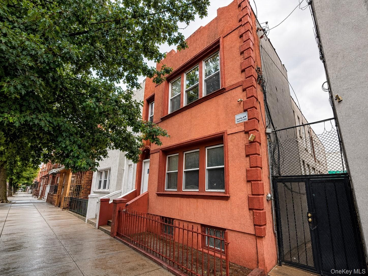 1171 Colgate Avenue thumbnail 2