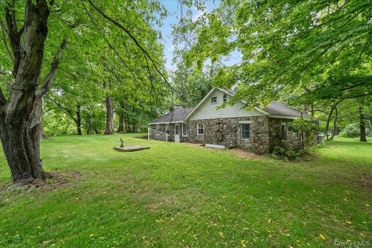 112 Onderdonk Road thumbnail 28