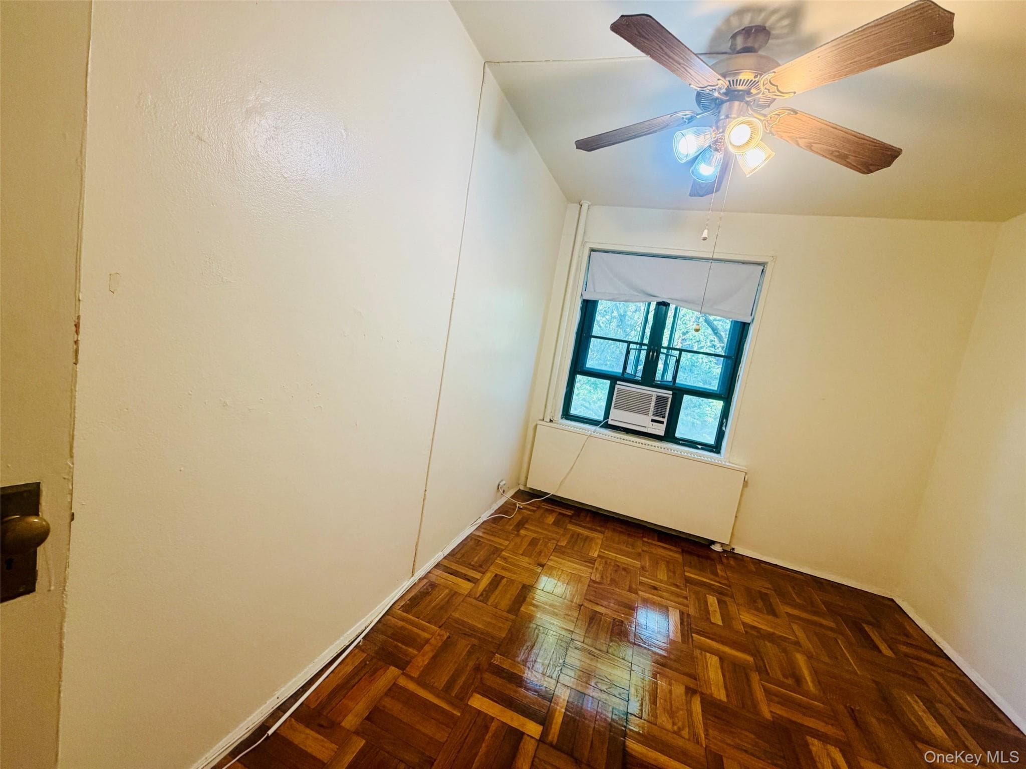 2049 Mcgraw Avenue Unit: 6H thumbnail 11