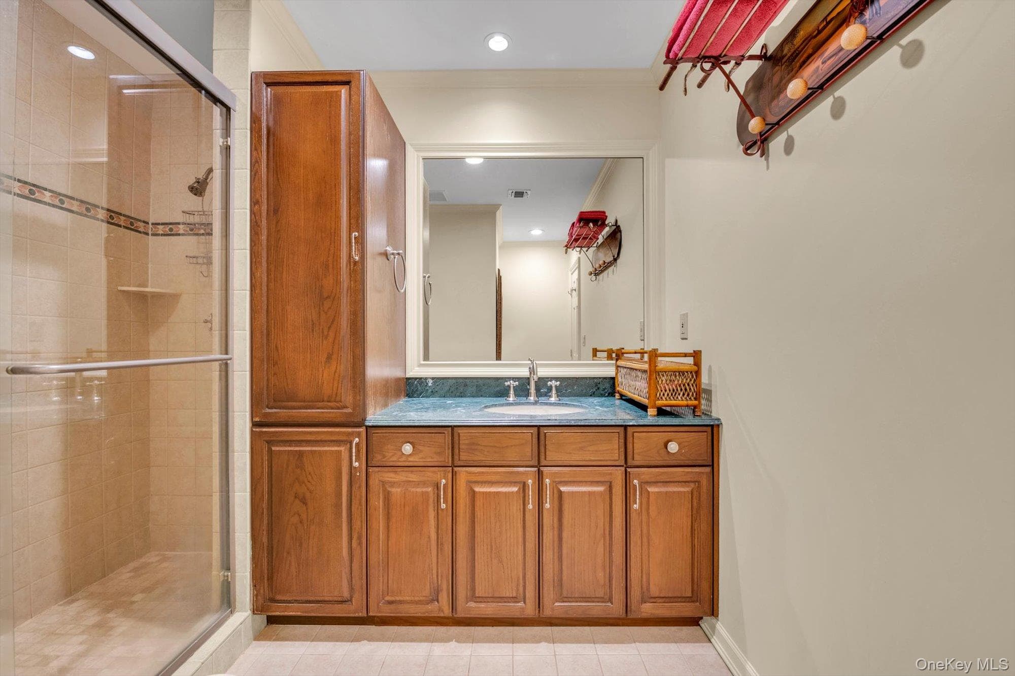 1304 Seawane Drive thumbnail 26