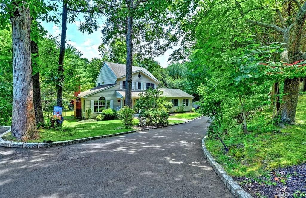 150 N Woods Drive thumbnail 27