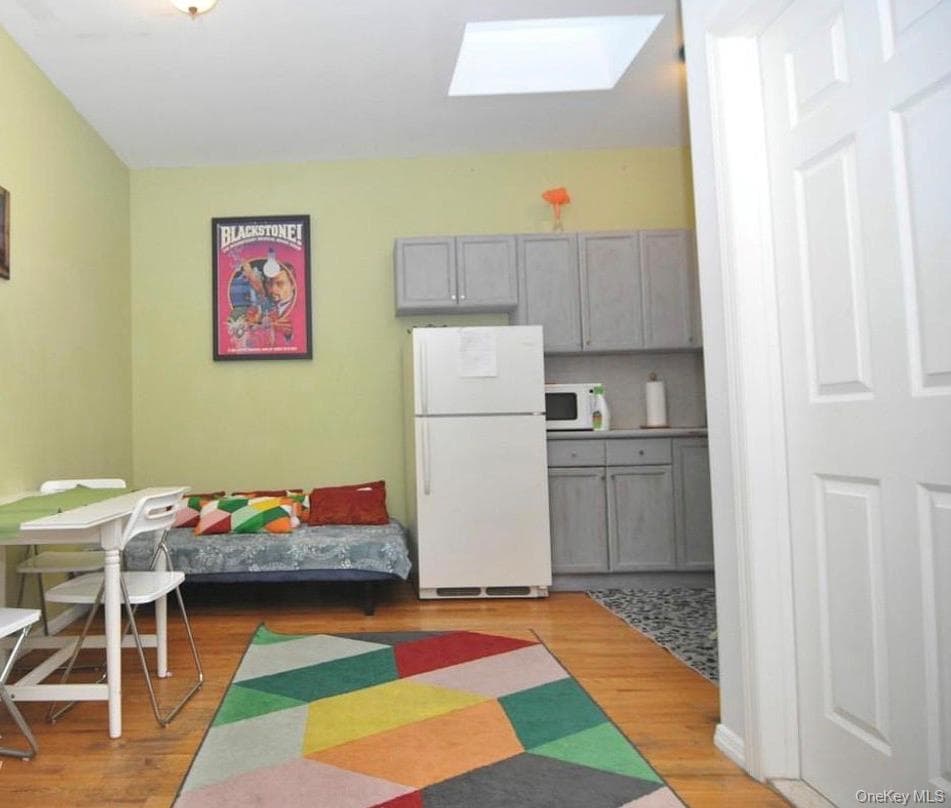 941 Manhattan Avenue thumbnail 10