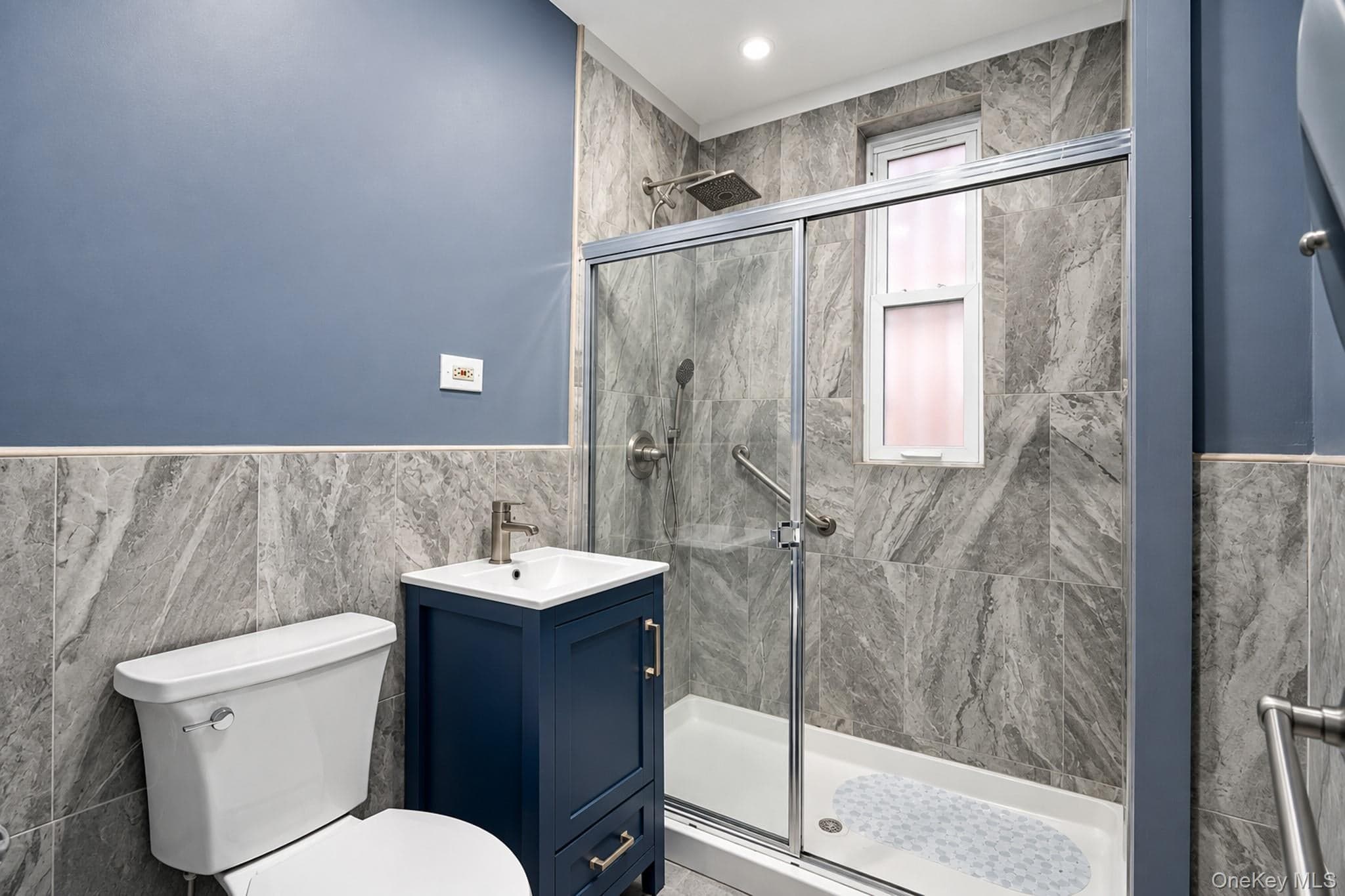 685 Essex Street thumbnail 18