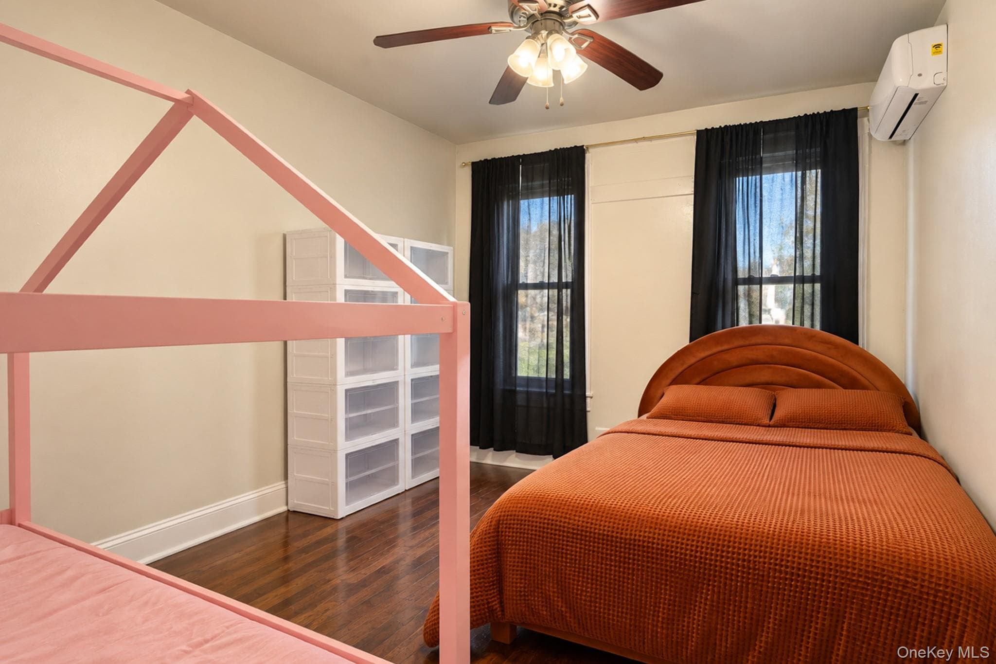 685 Essex Street thumbnail 13