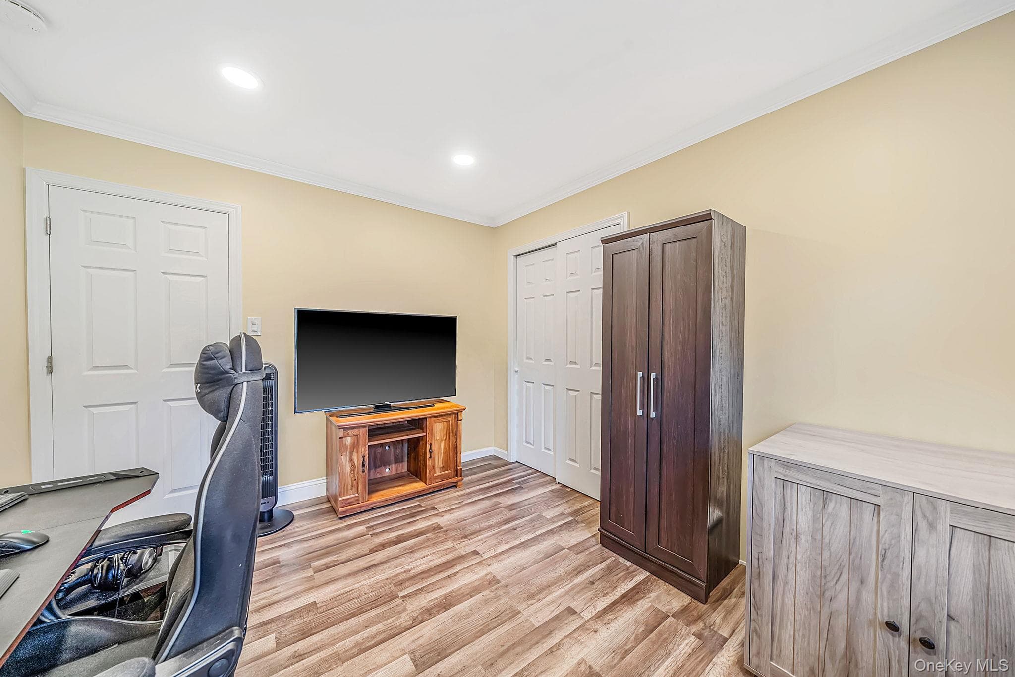 261 Mooney Pond Road thumbnail 17