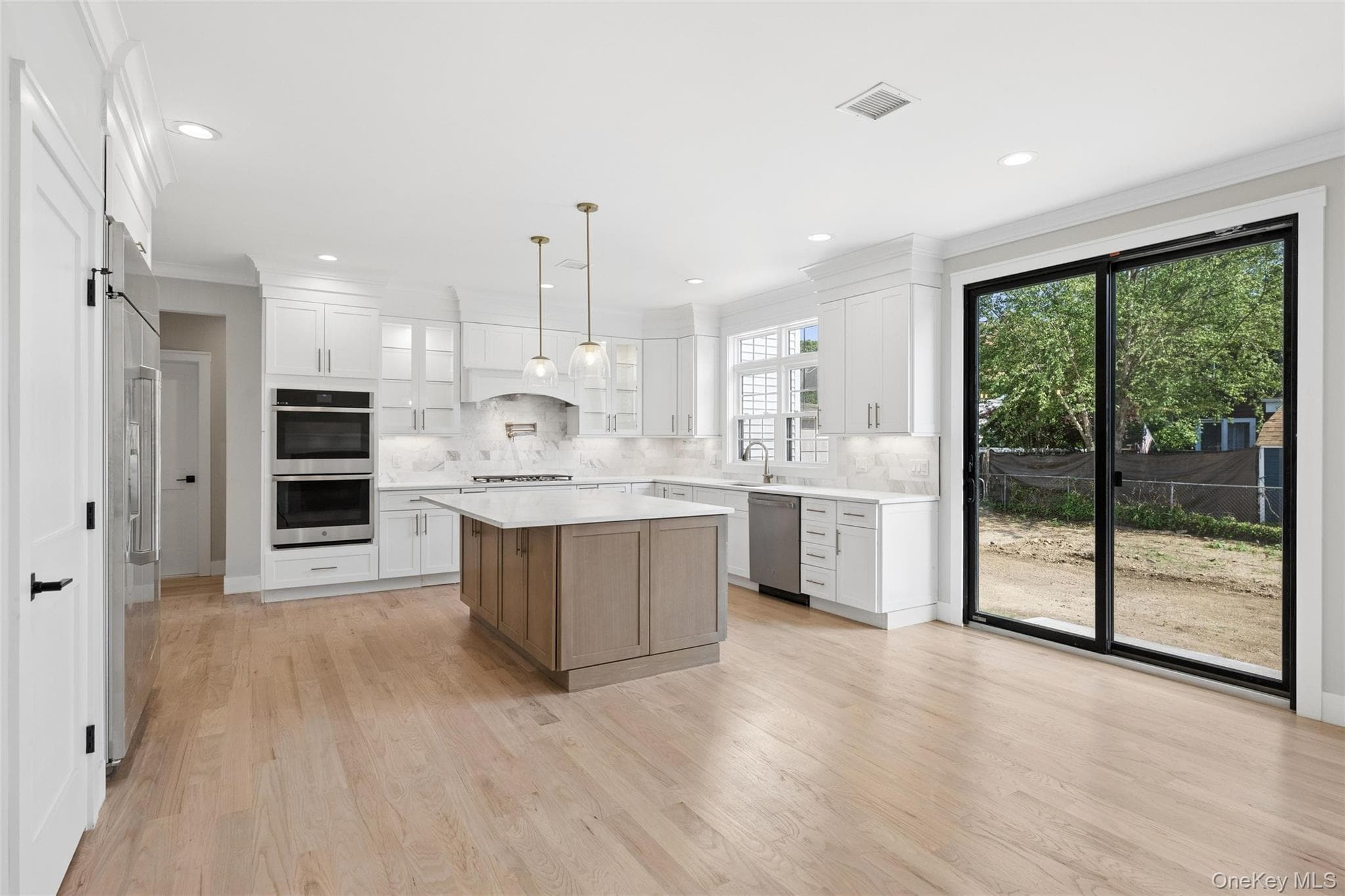 1750 Henry Road thumbnail 19