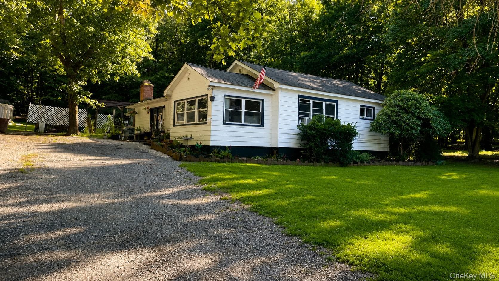16 Upper Hillman Road thumbnail 2