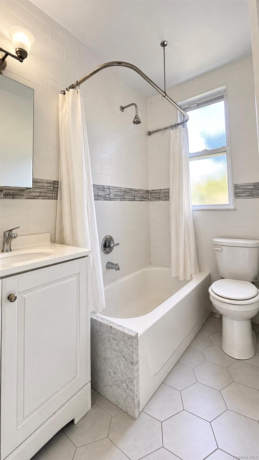 141-18 78th Avenue Unit: 3D thumbnail 7