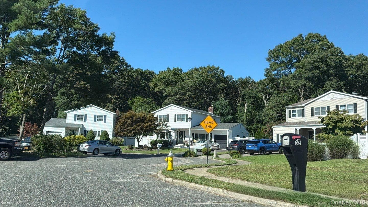 32 Sylvia Circle thumbnail 4