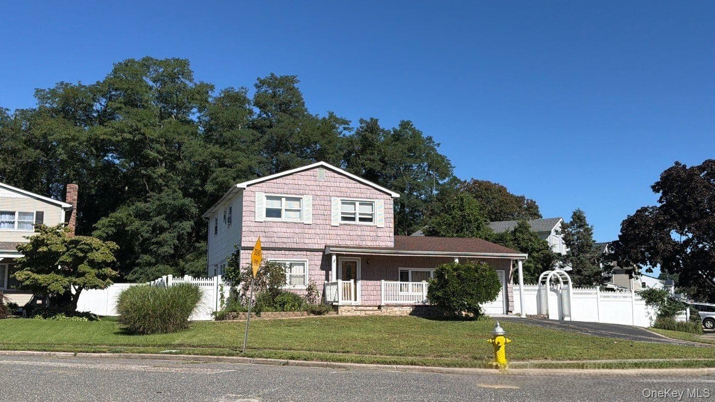 32 Sylvia Circle thumbnail 2