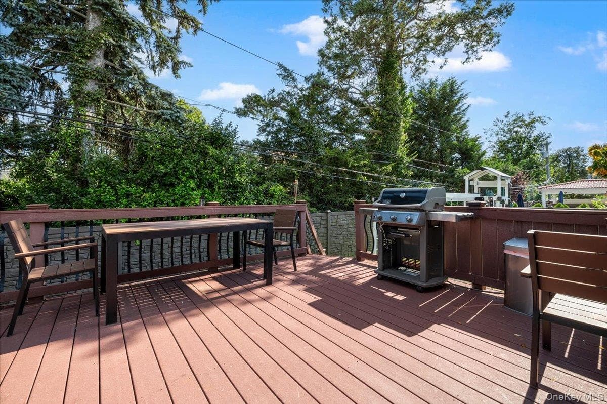 636 Diane Place thumbnail 21