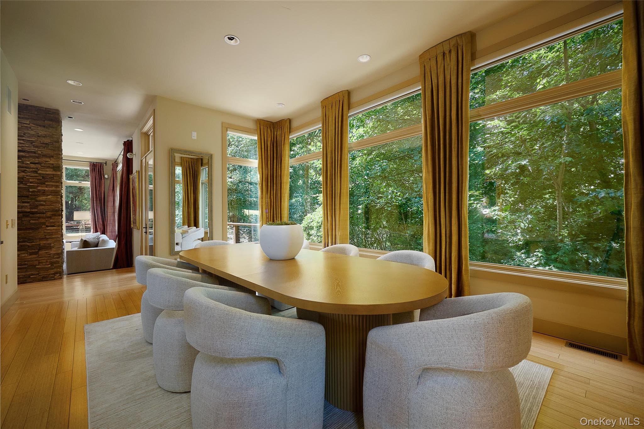 27 Castle Road thumbnail 10