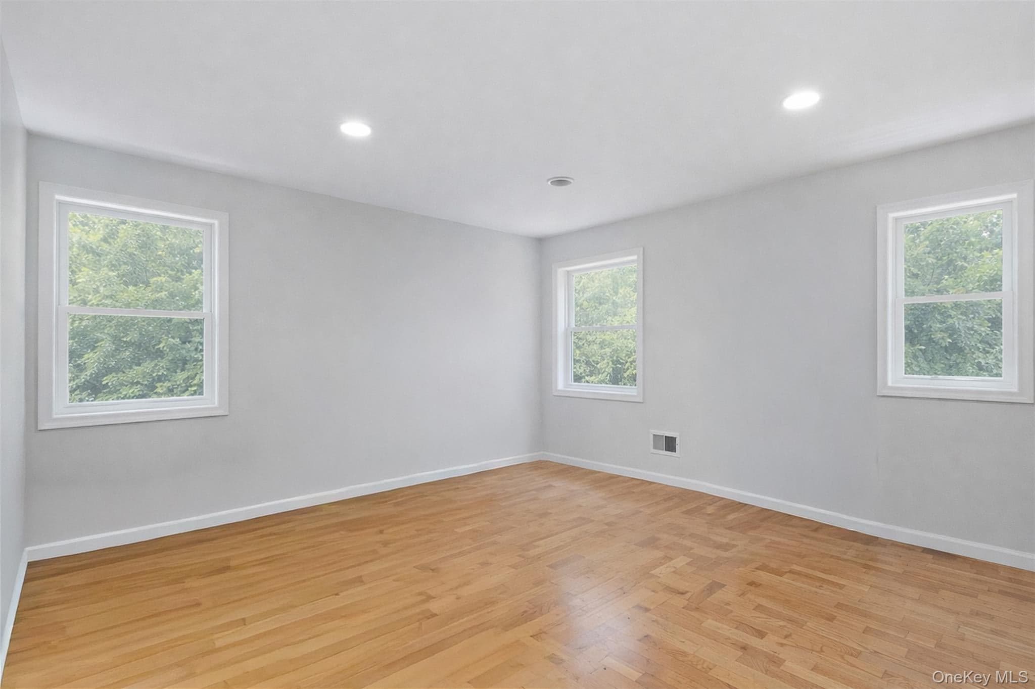 153 S Pascack Road thumbnail 10