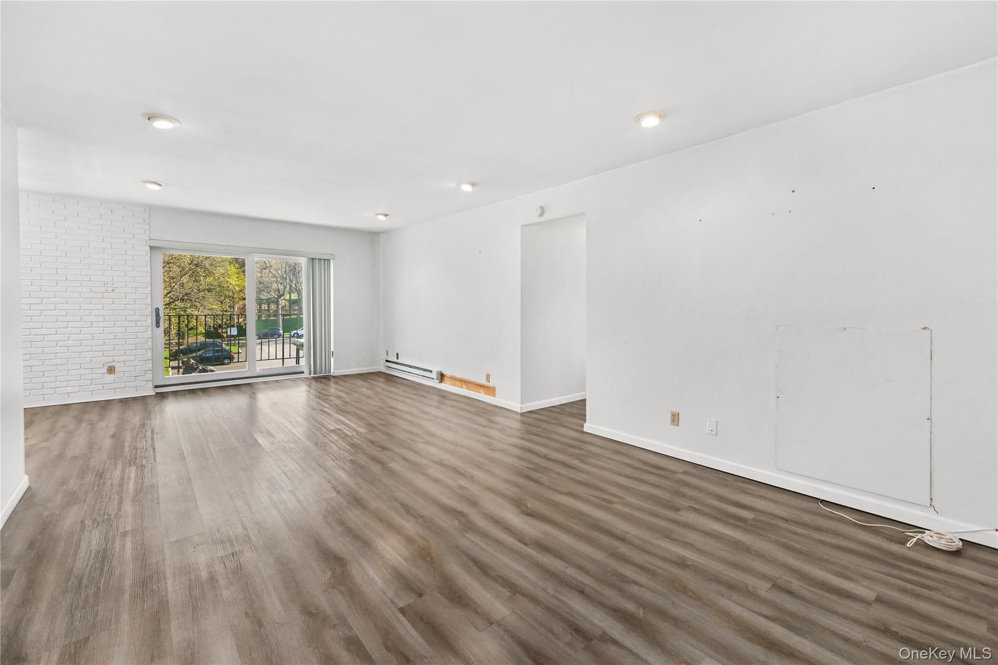 115 Dehaven Drive Unit: 302 thumbnail 4