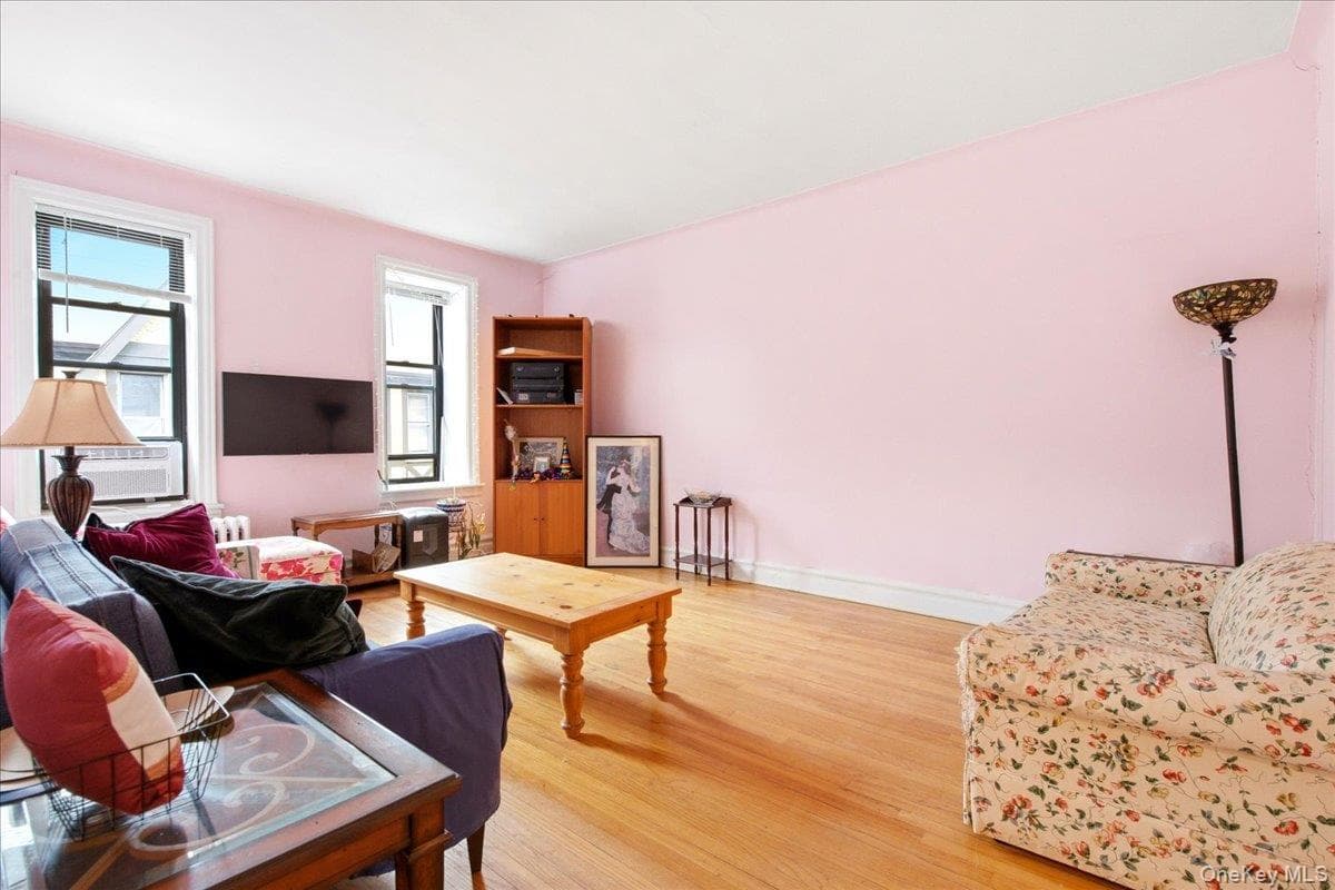 83-19 116th Street Unit: 6D thumbnail 8