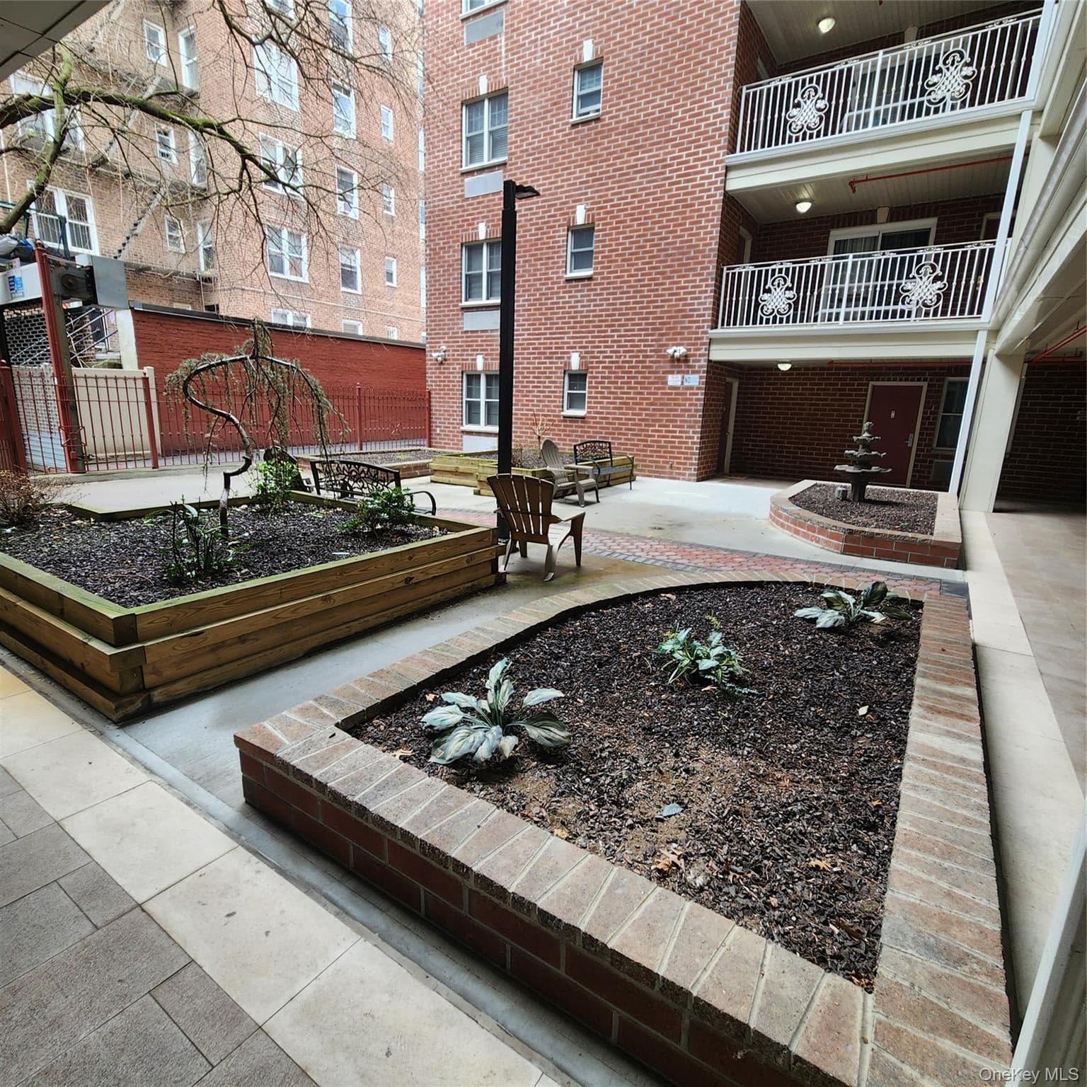 85-15 120th St Unit: 3A thumbnail 4