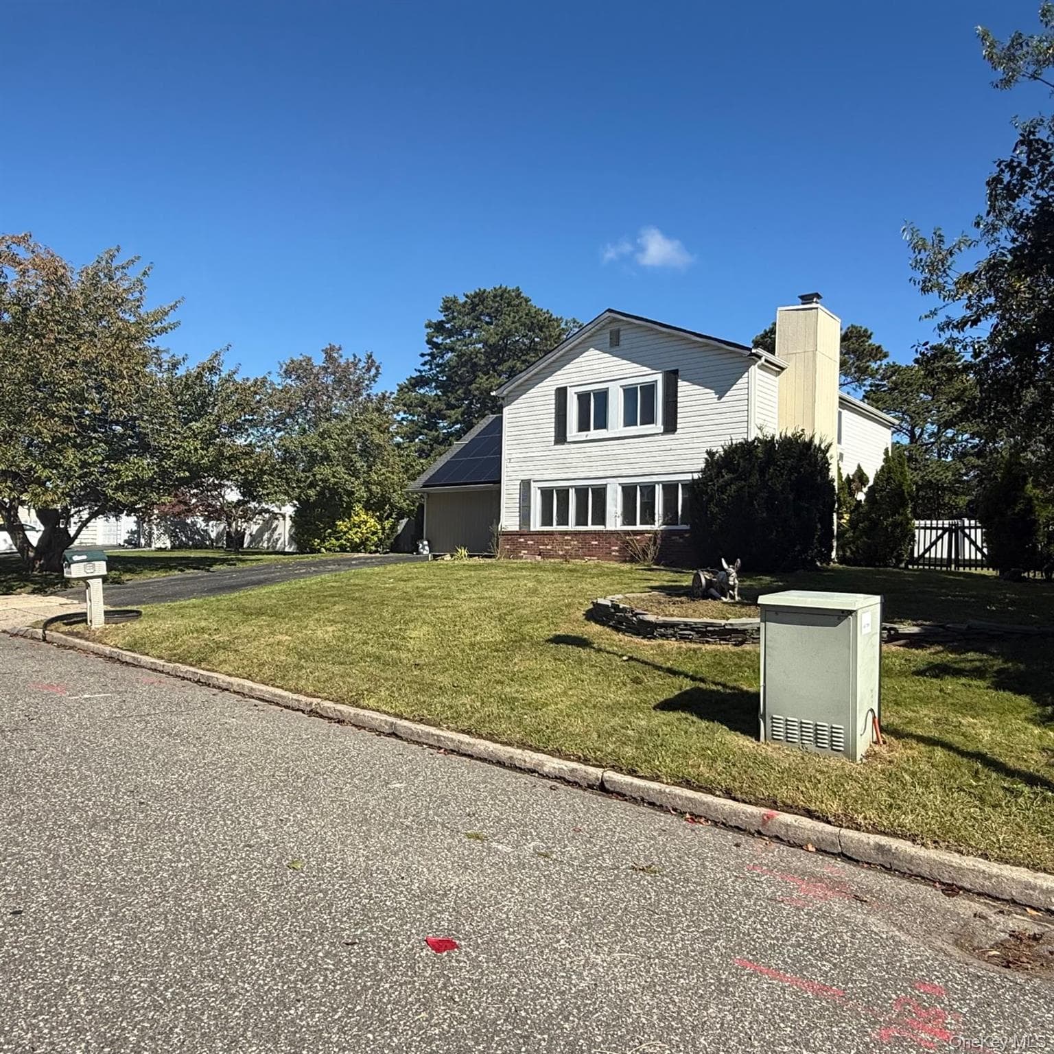 23 Ash Drive, Medford