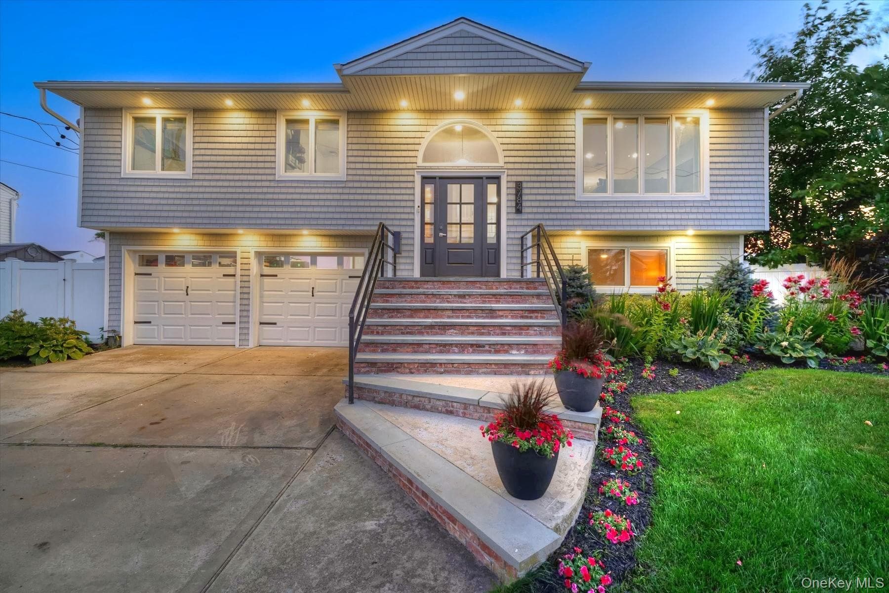 3784 Carrel Boulevard photo 1