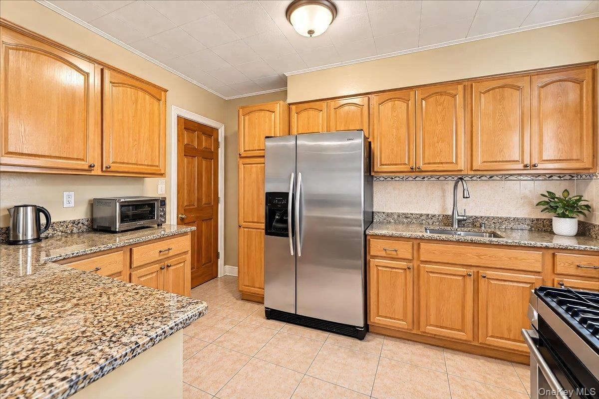 1360 Edwards Avenue thumbnail 7