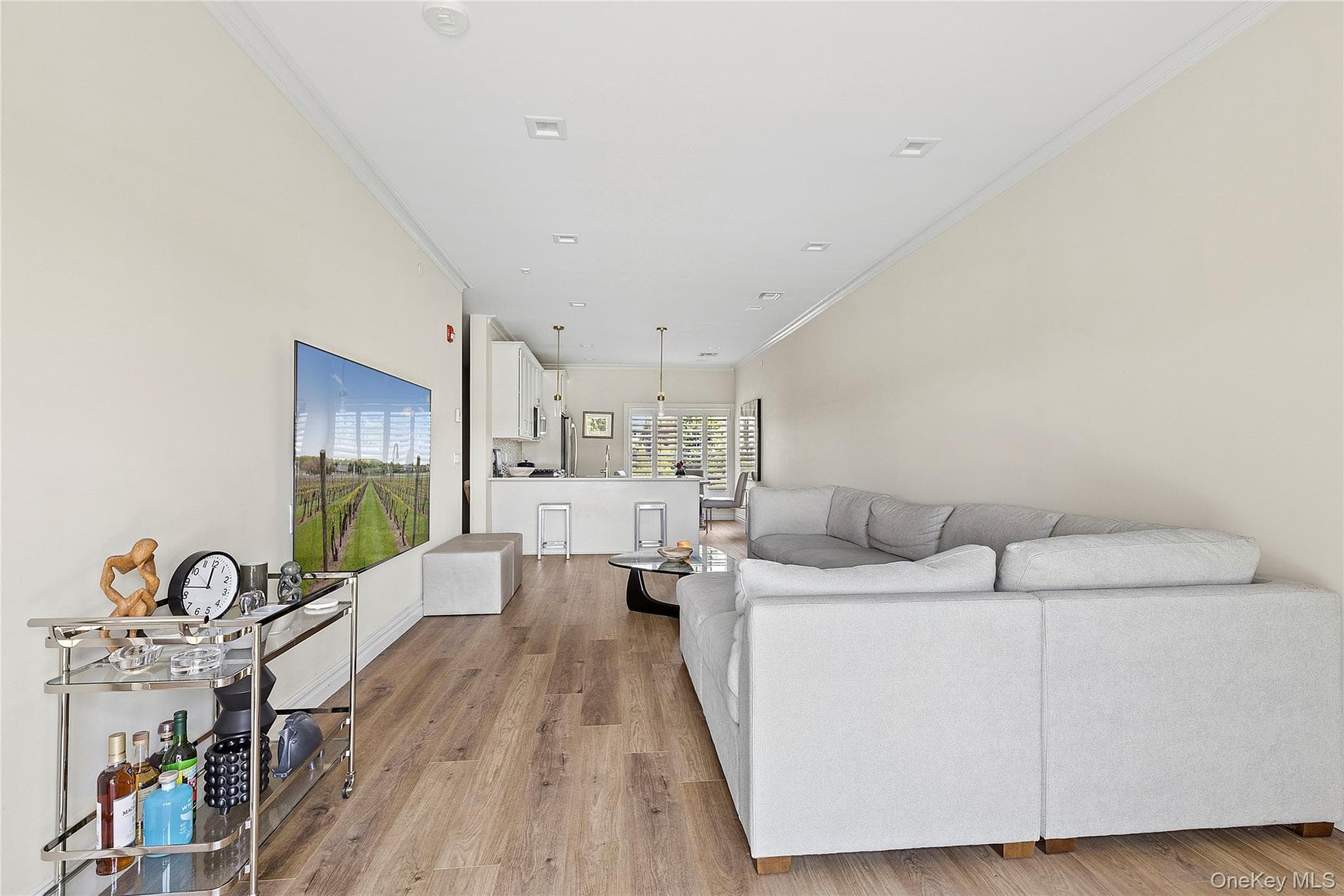 4102 Fox Hill Drive thumbnail 8