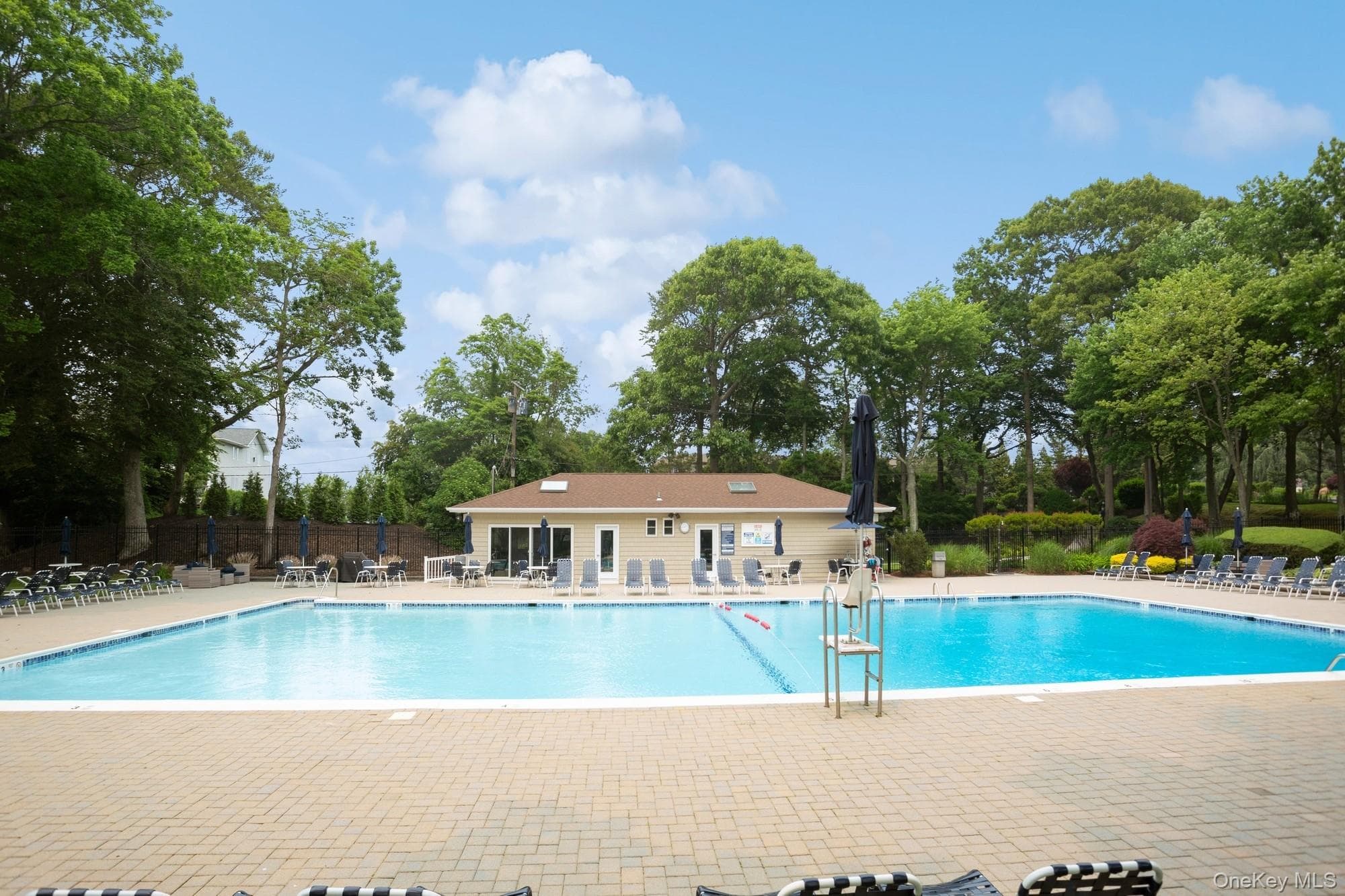 4102 Fox Hill Drive thumbnail 13