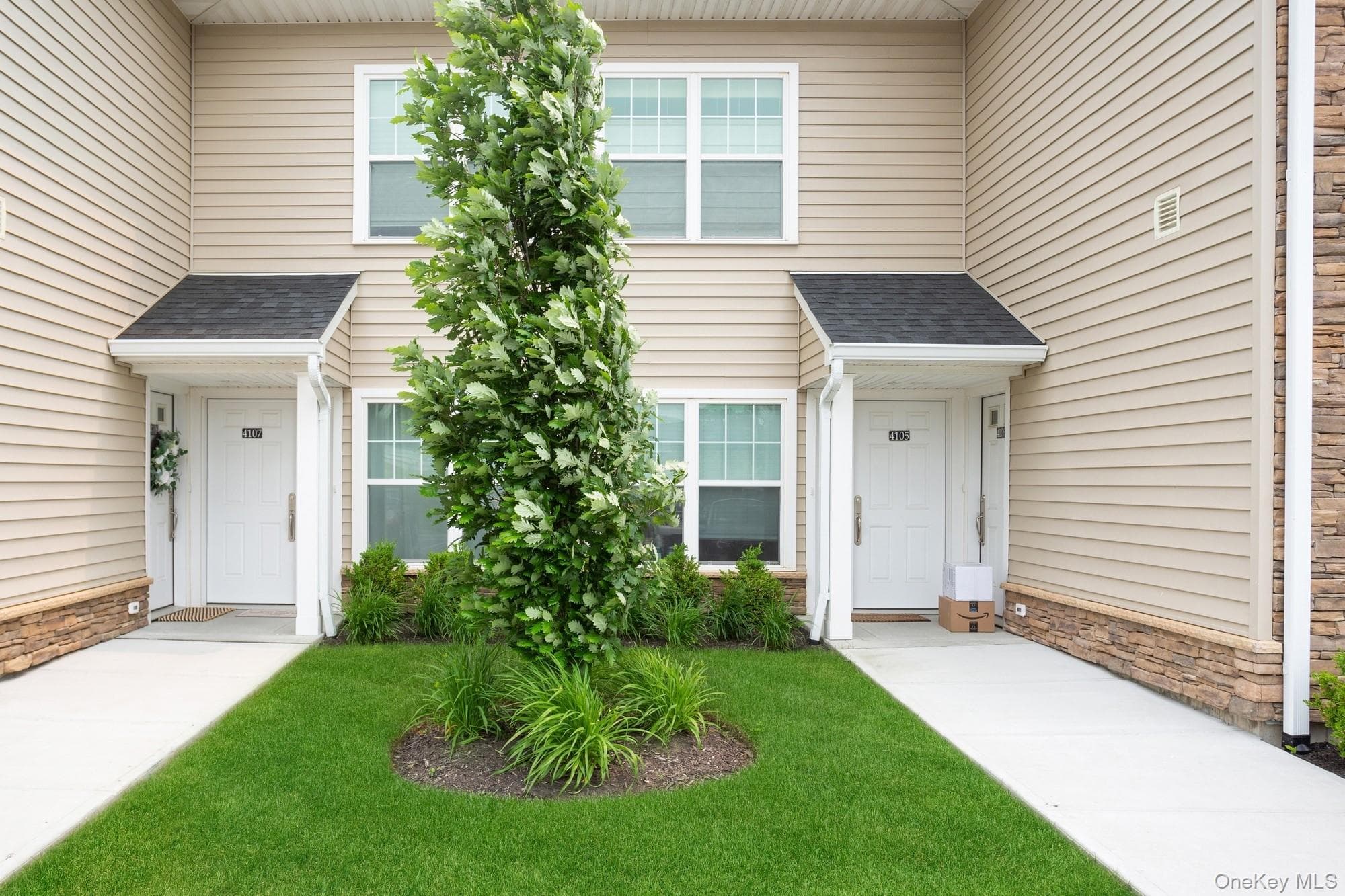4102 Fox Hill Drive thumbnail 3