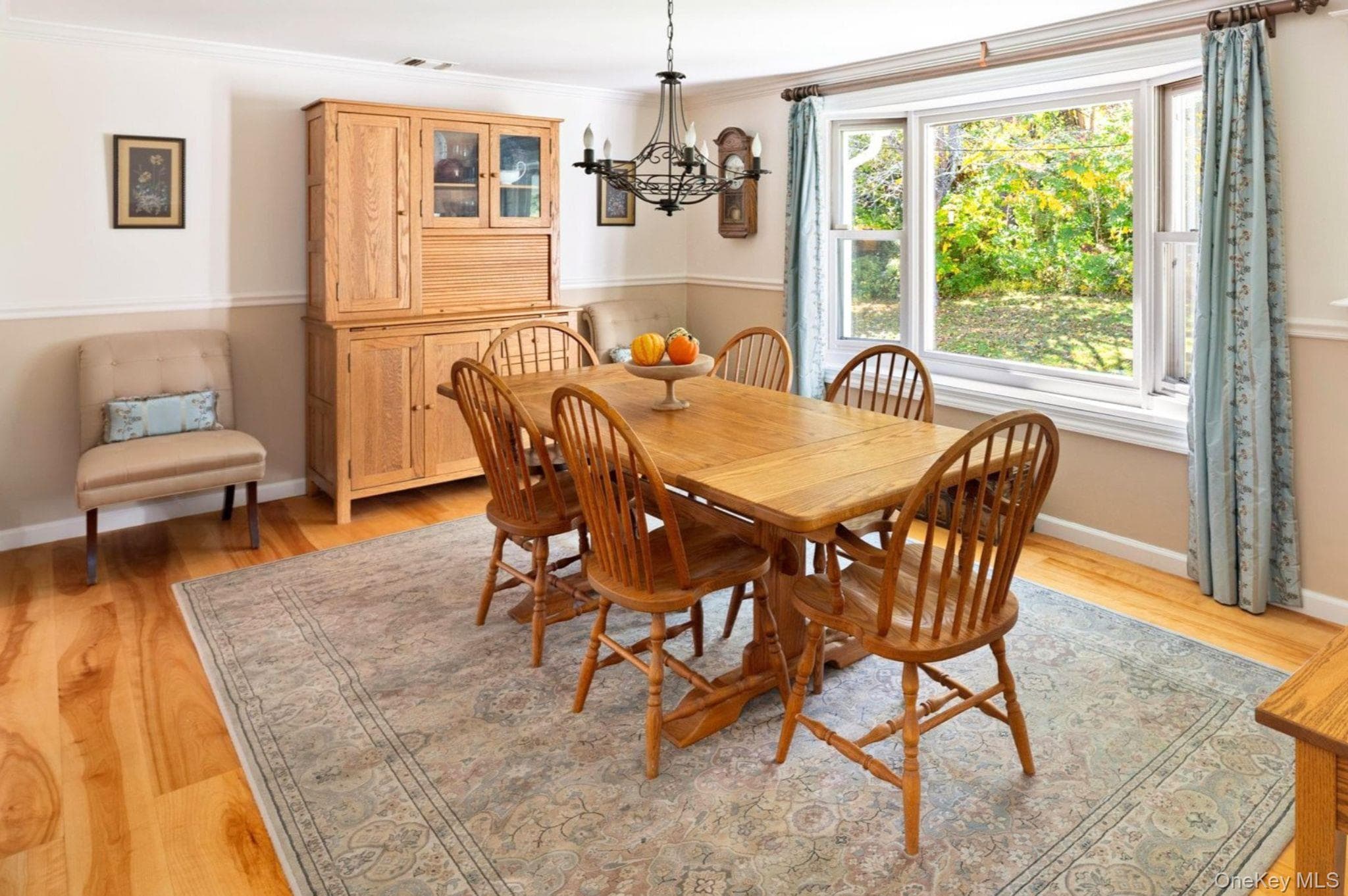 611 Birdsall Drive thumbnail 11