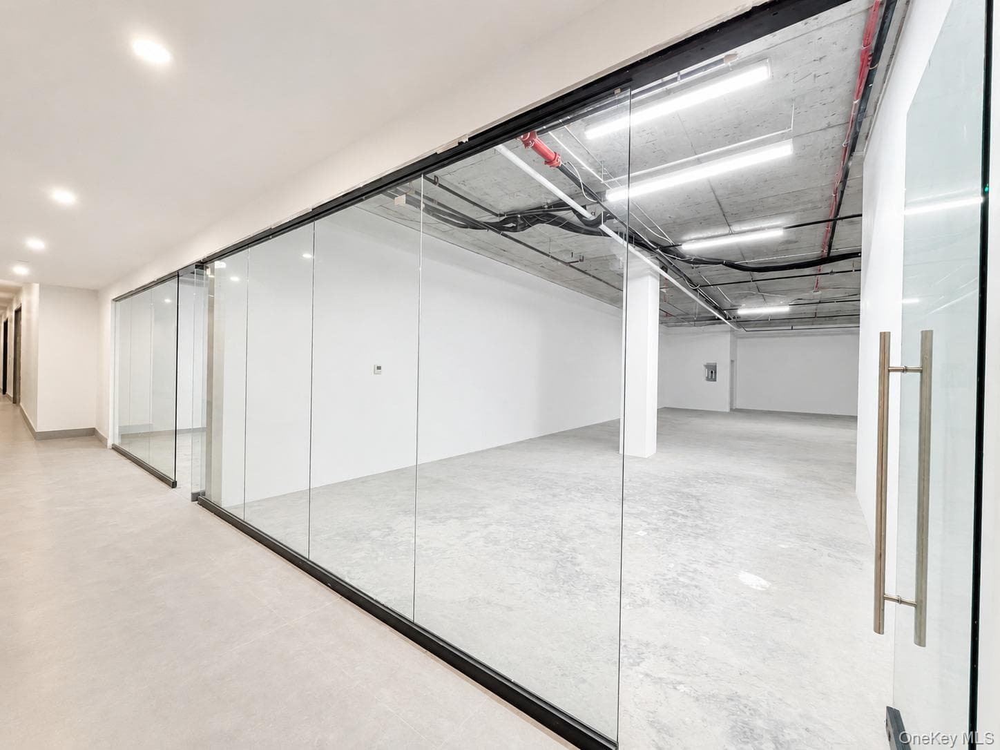 38-20 Parsons Boulevard Unit: CF19 thumbnail 5
