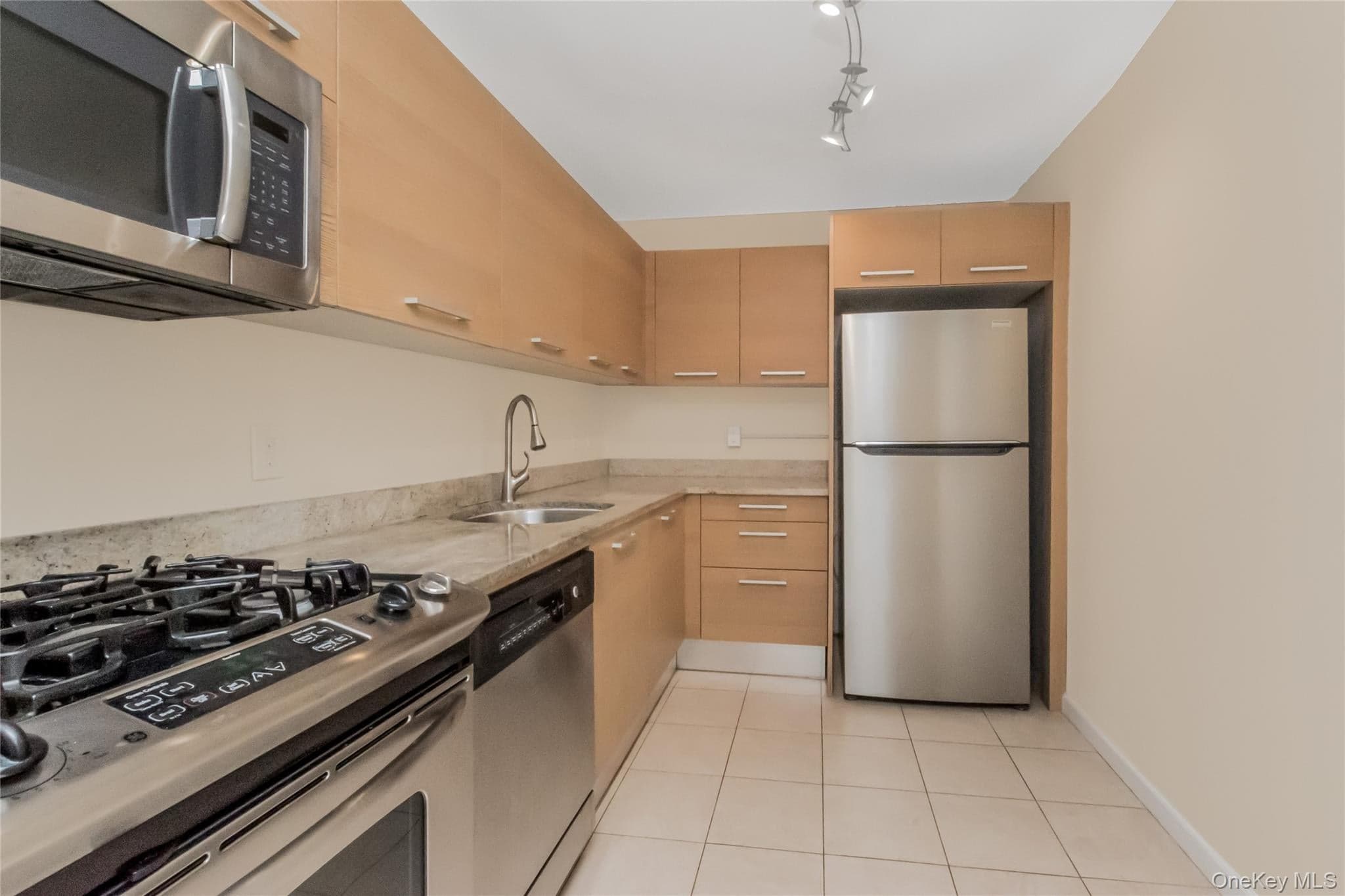 1155 Warburton Avenue Unit: 7H thumbnail 6