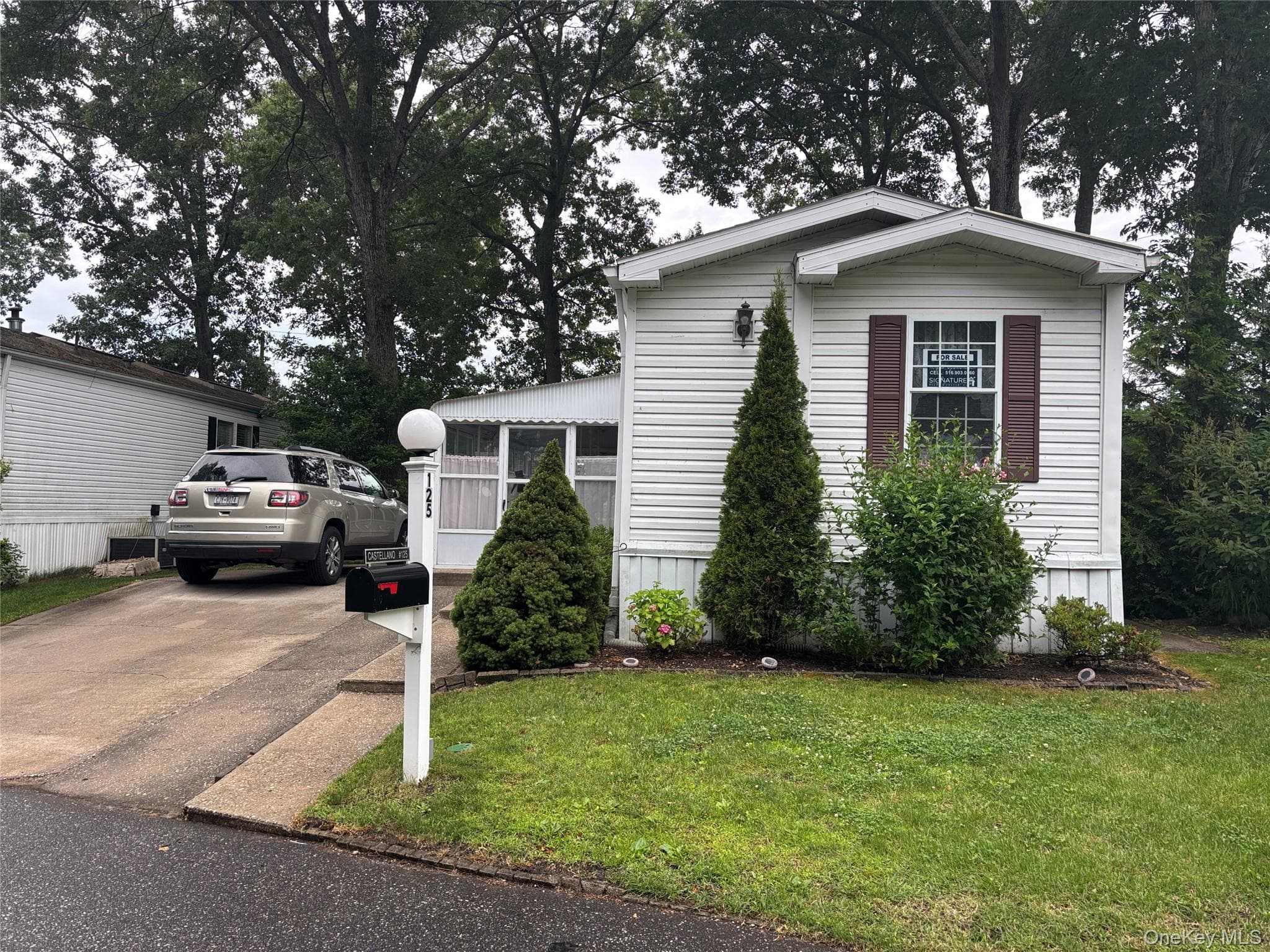 1661 Old Country Road Unit: 125 thumbnail 2