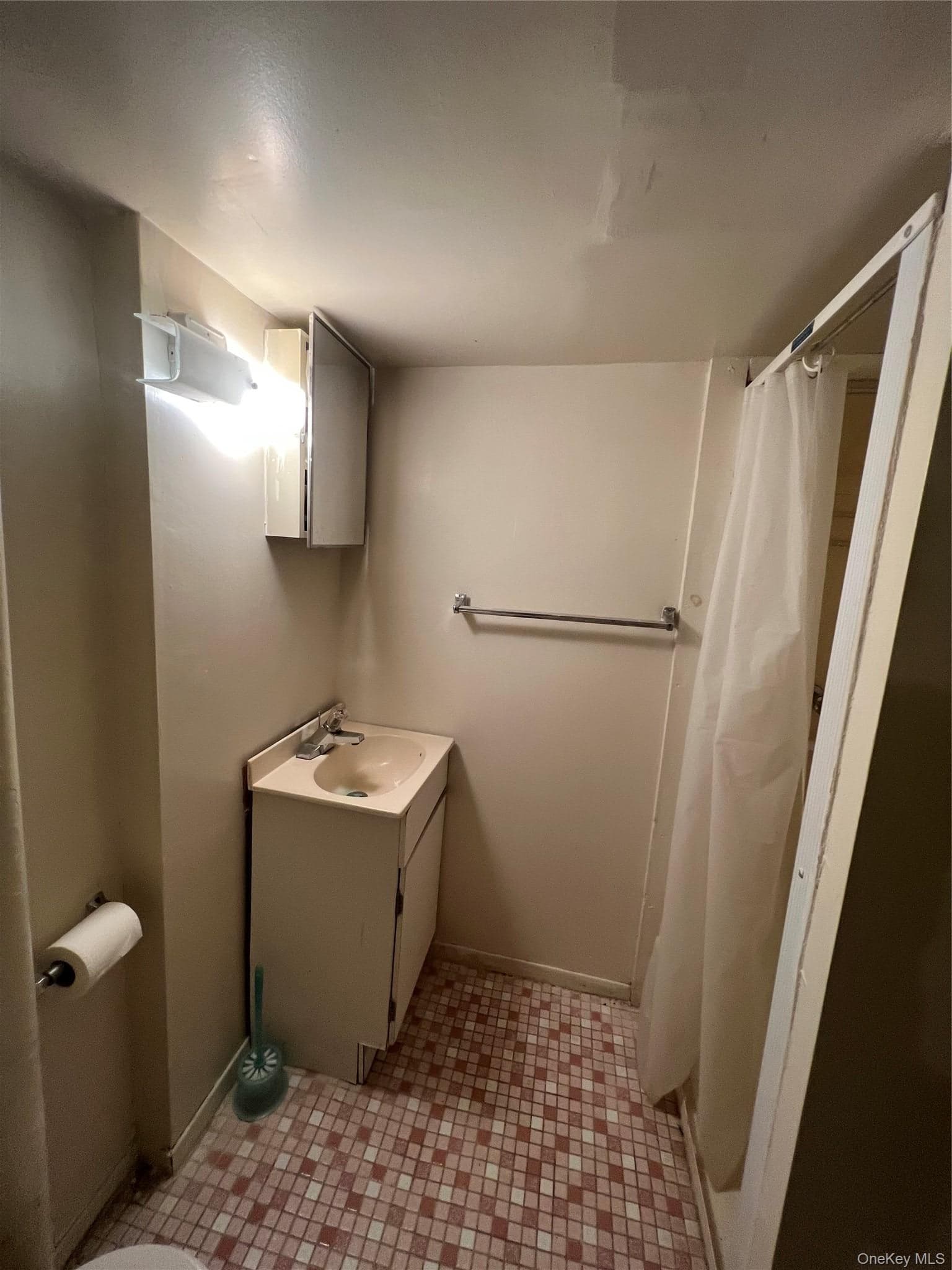 821 Cranford Avenue thumbnail 23