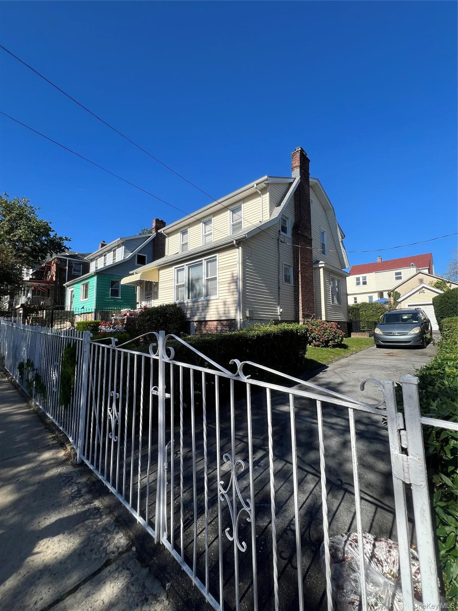 821 Cranford Avenue thumbnail 2