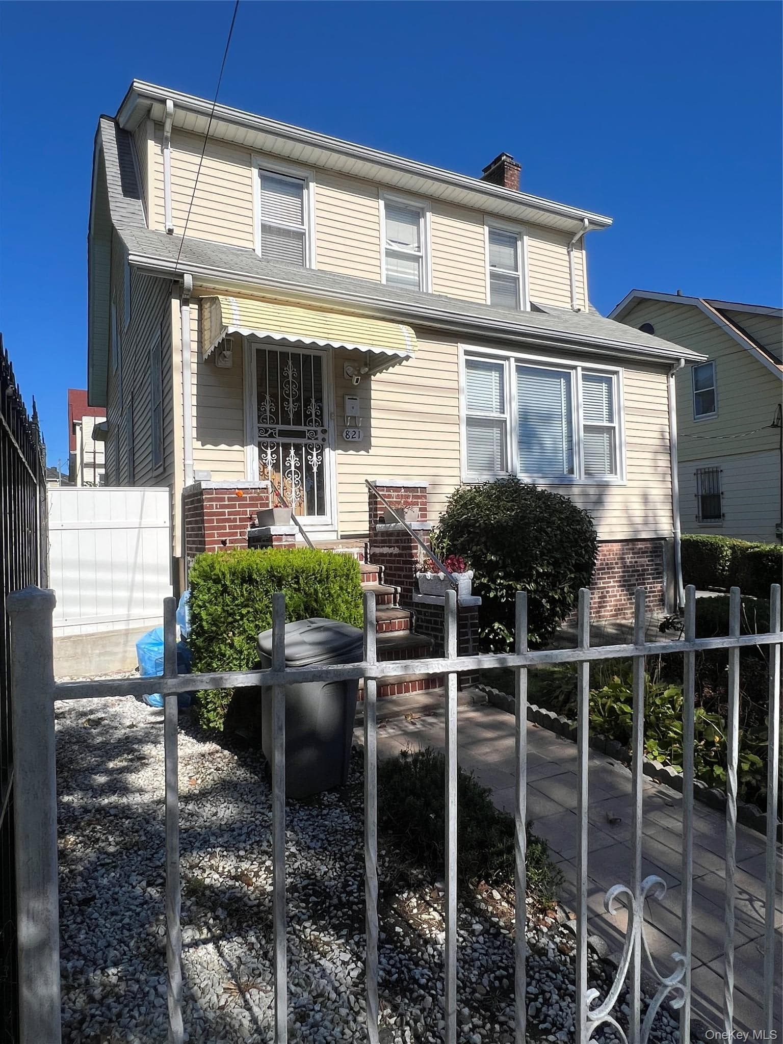 821 Cranford Avenue thumbnail 3