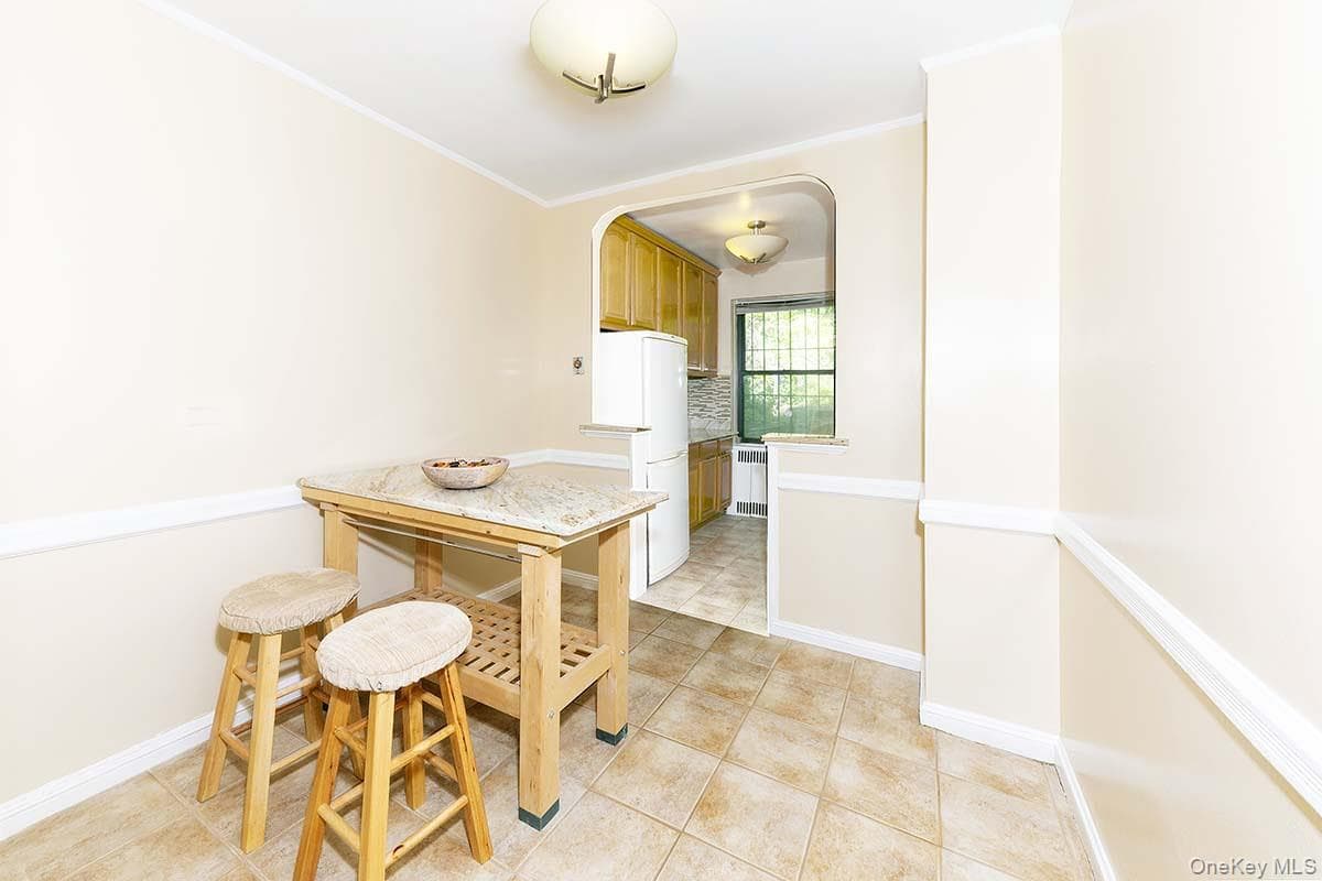 3017 Riverdale Avenue Unit: 2J thumbnail 2