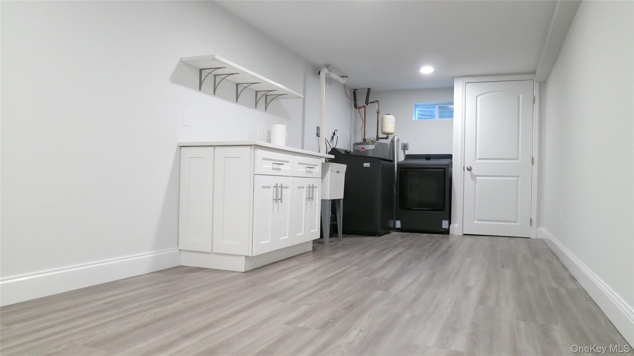 1 Eliot Drive thumbnail 35