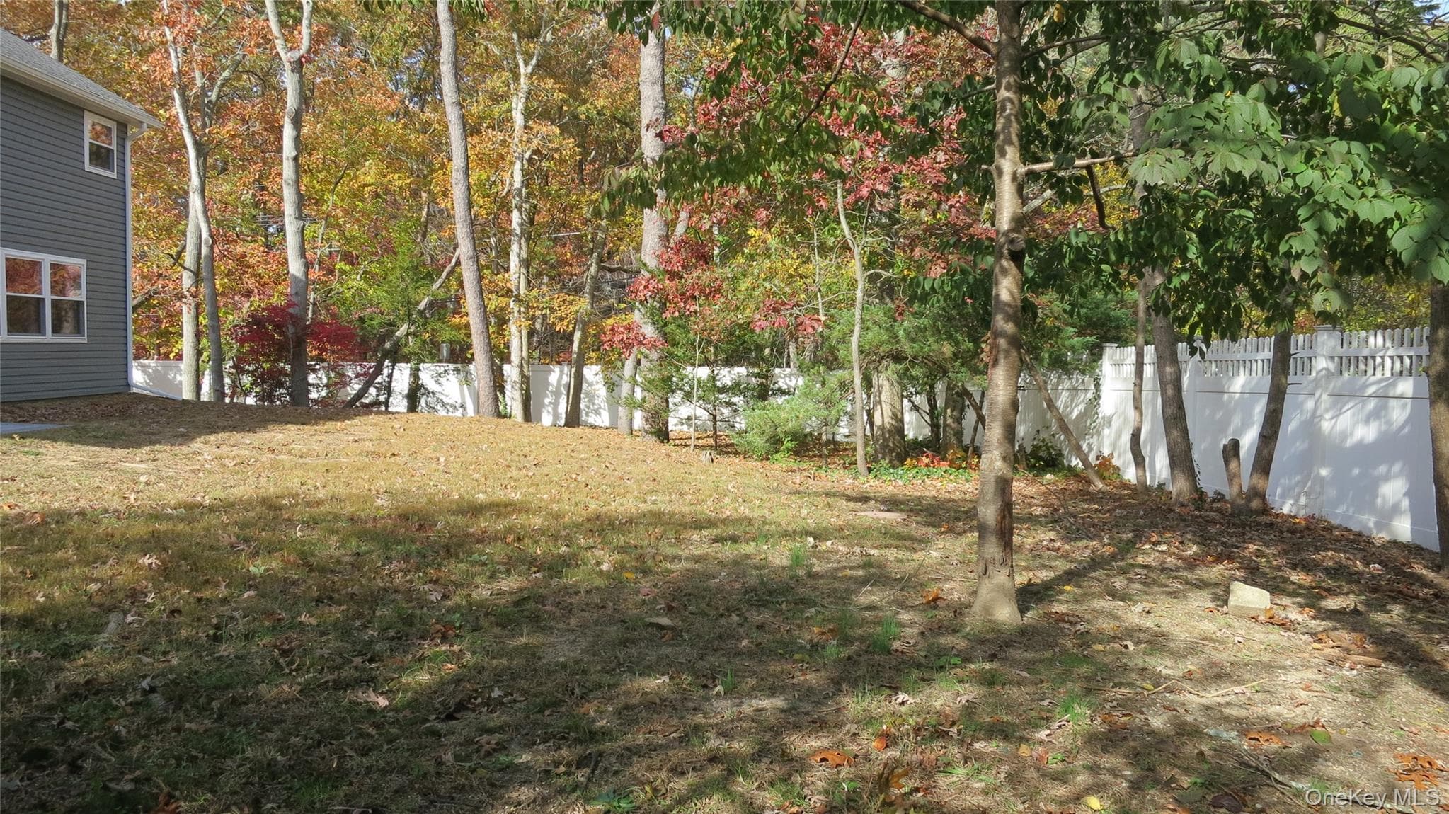 1 Eliot Drive thumbnail 15