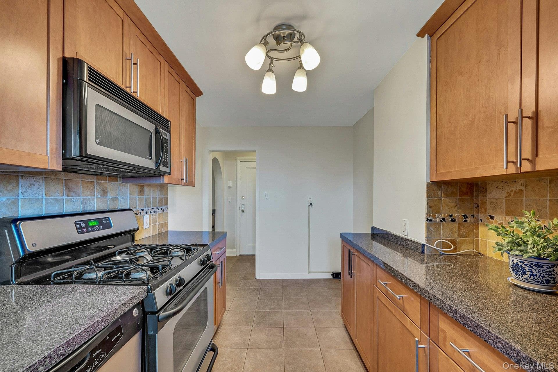 36 Westview Avenue Unit: 1B thumbnail 11