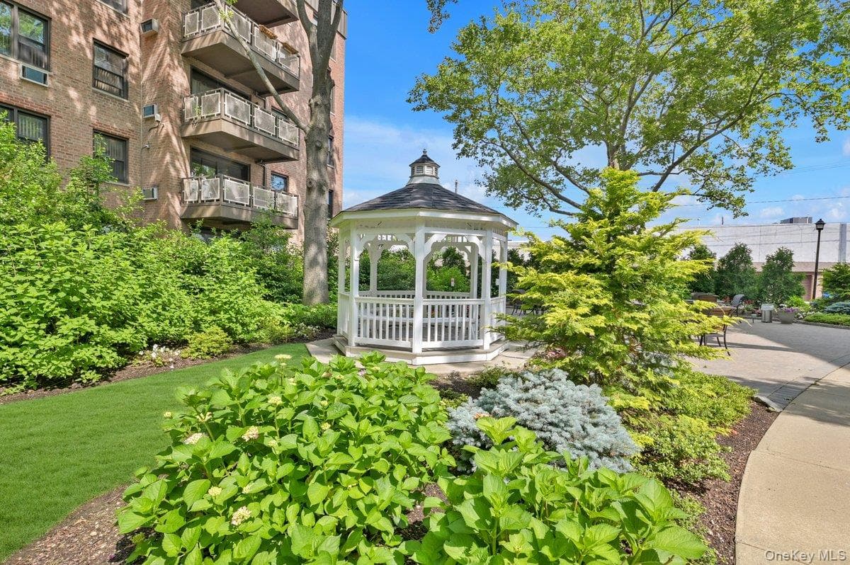 3 Birchwood Court Unit: 4B thumbnail 11
