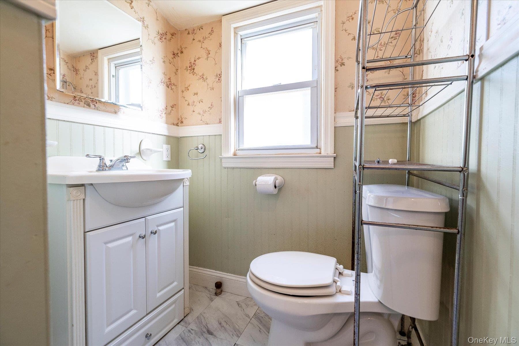 415 Whitehall Street thumbnail 17