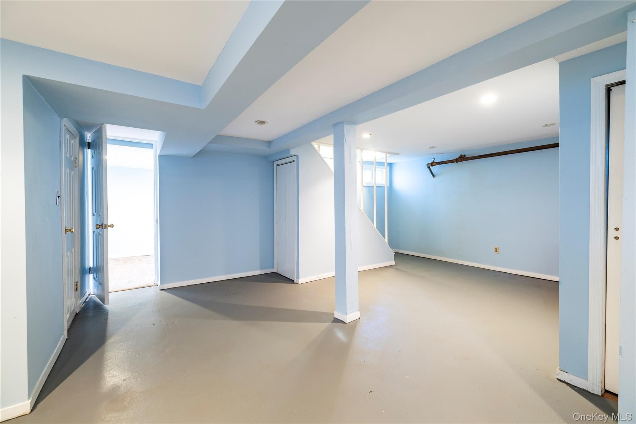415 Whitehall Street thumbnail 21