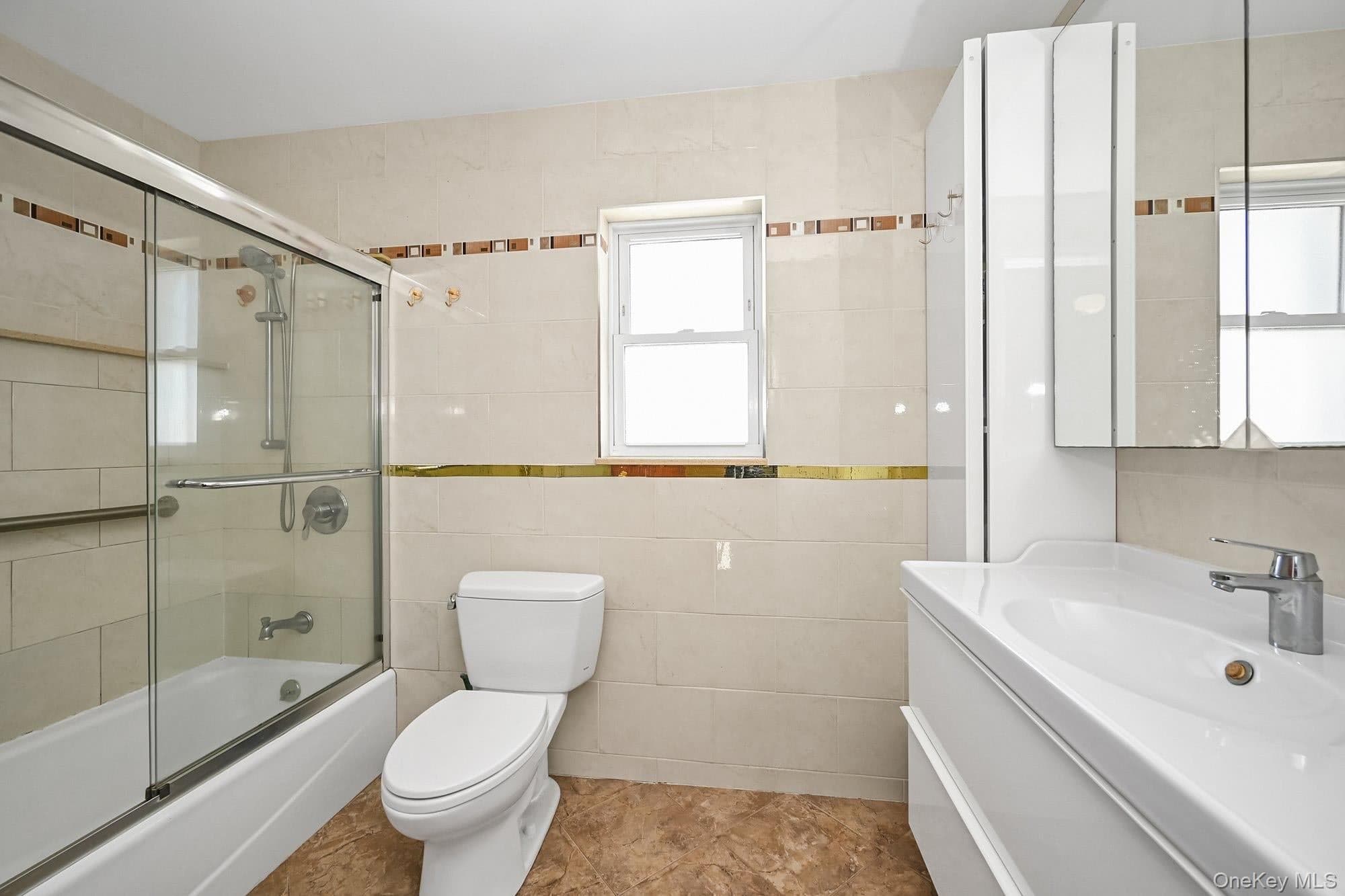163-29 16th Avenue thumbnail 11