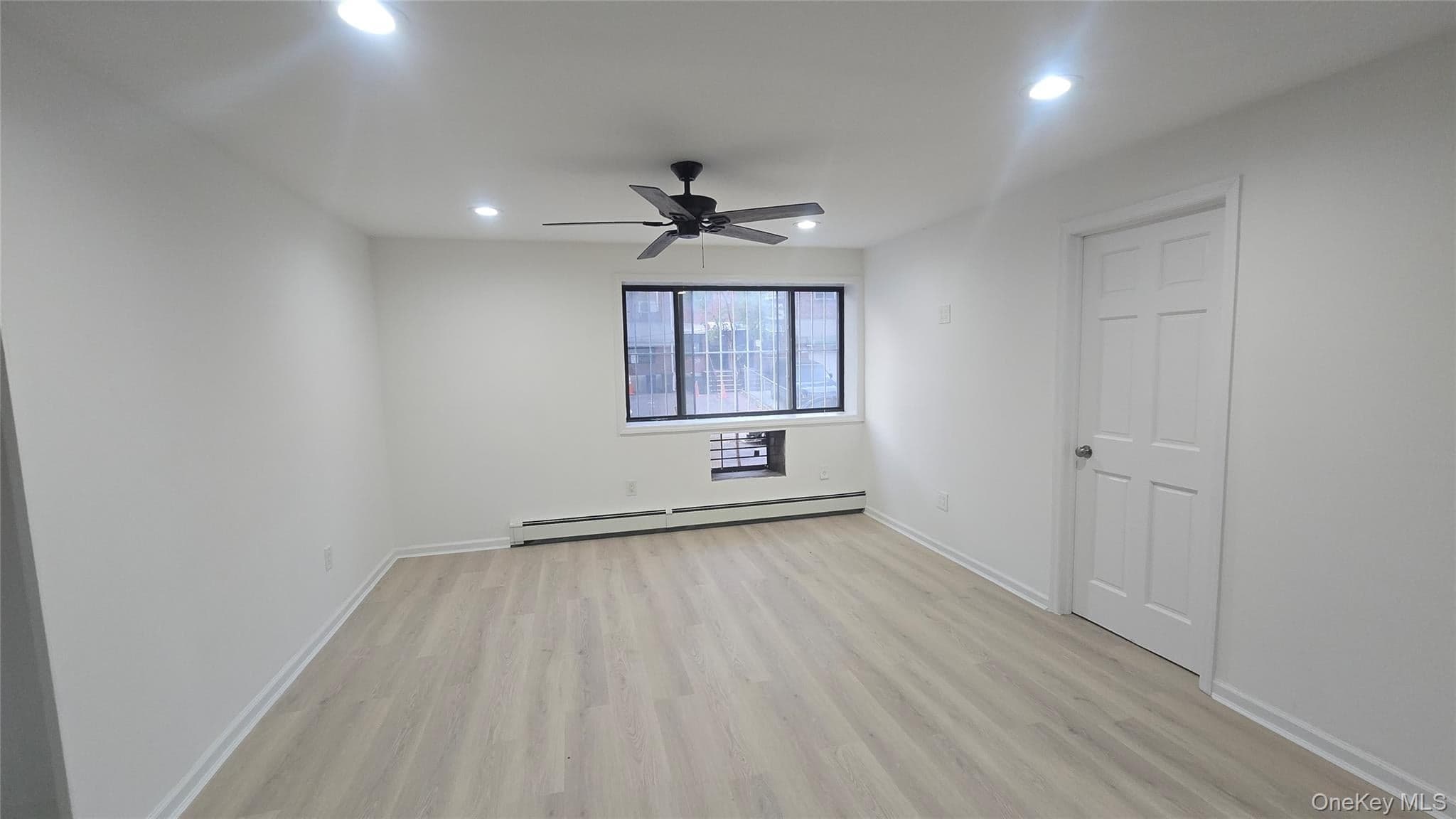 132-18 Avery Avenue Unit: 1A thumbnail 6