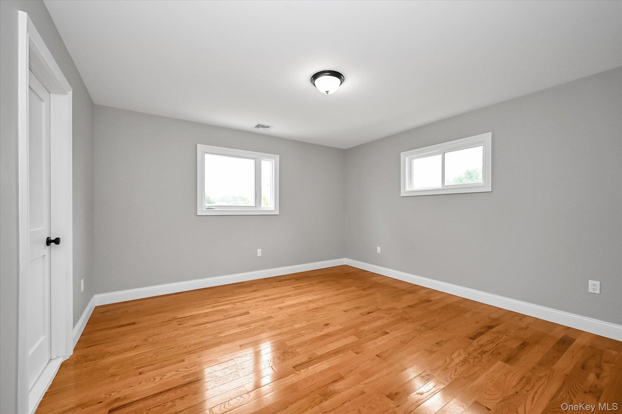 226 Vincent Drive thumbnail 9