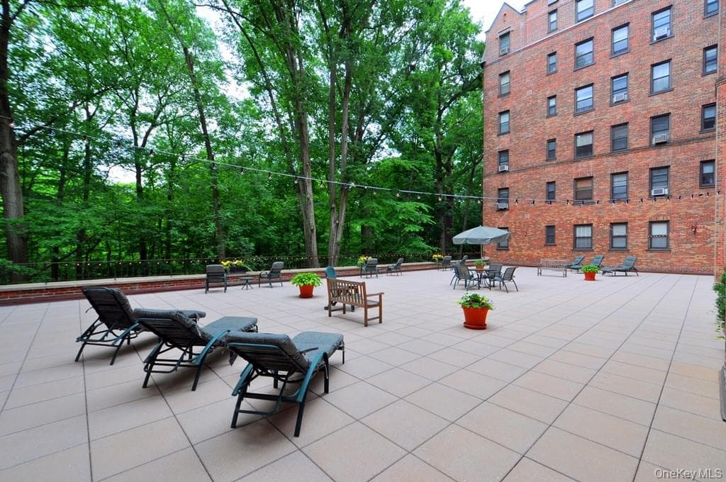 143 Garth Road Unit: 5J thumbnail 17