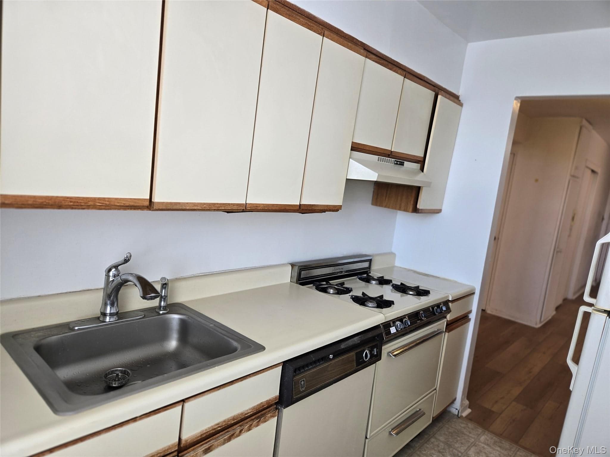 3903 Nostrand Avenue Unit: 6C thumbnail 3