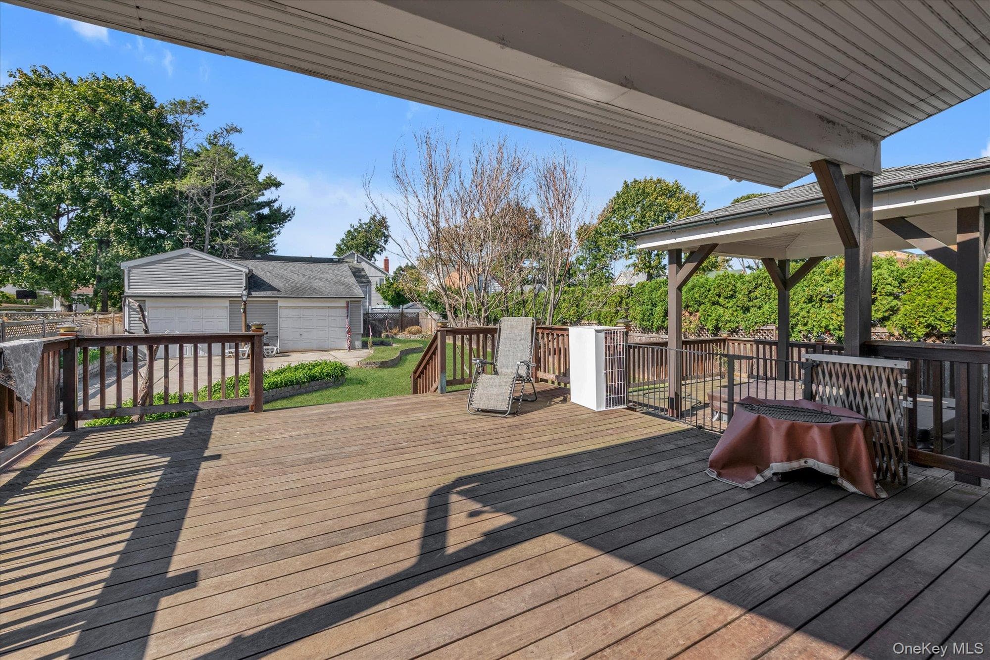 45 Carman Avenue thumbnail 19
