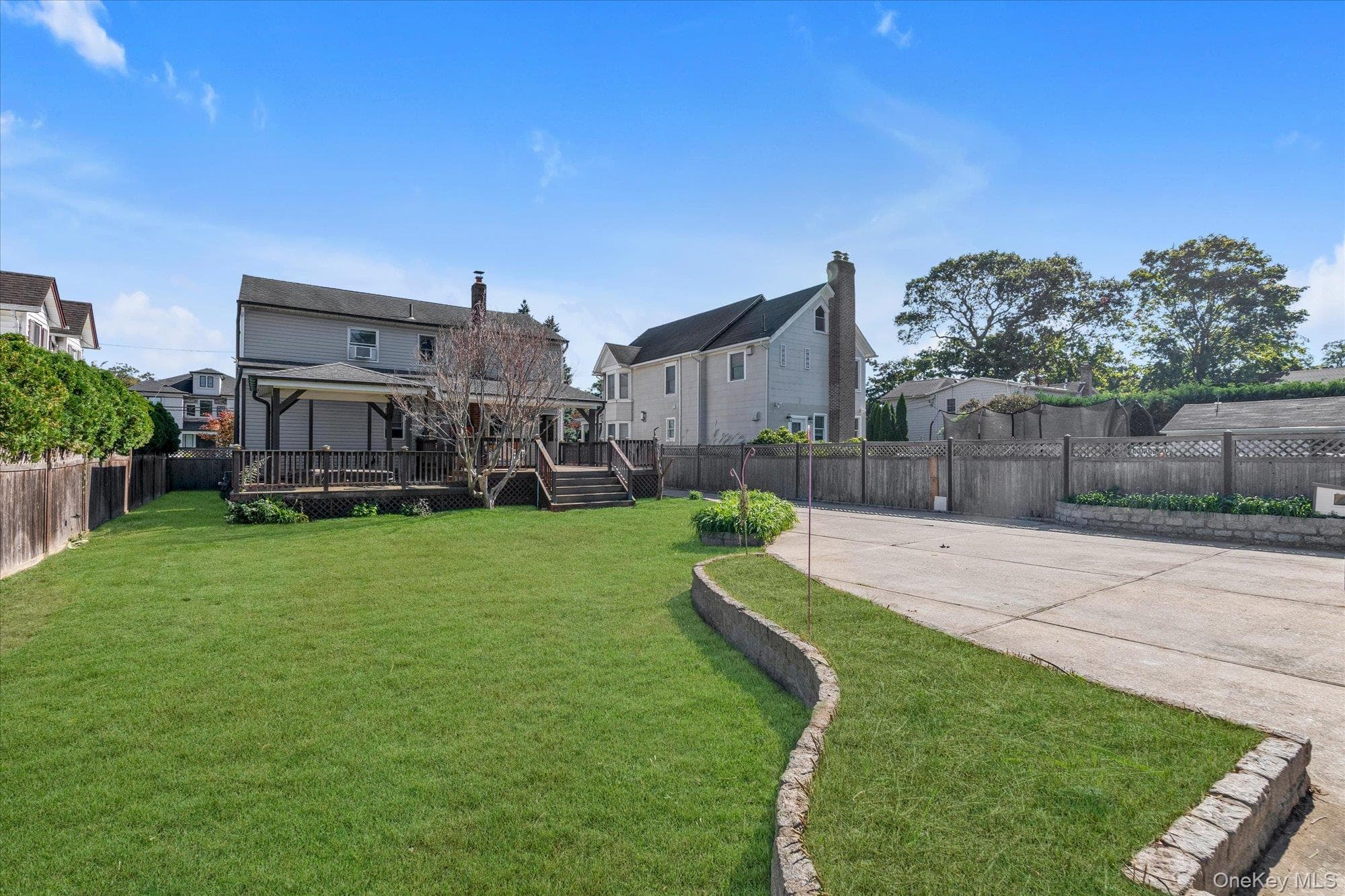 45 Carman Avenue thumbnail 5