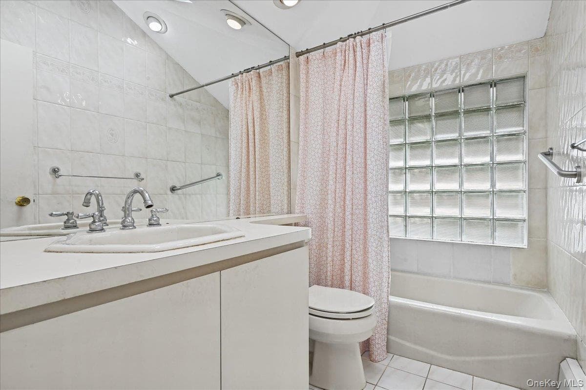 309 Frederick Avenue thumbnail 17