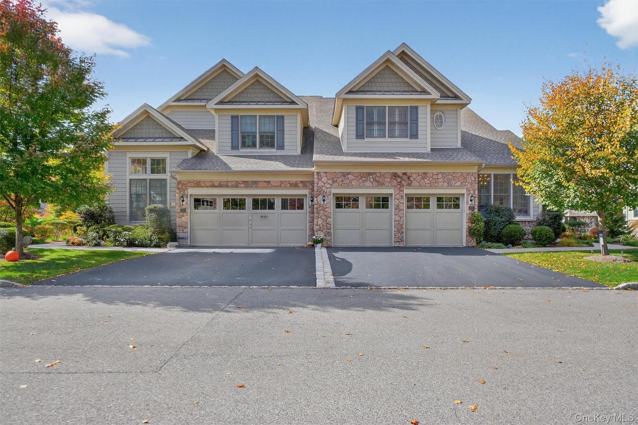 17 Deforest Drive thumbnail 2